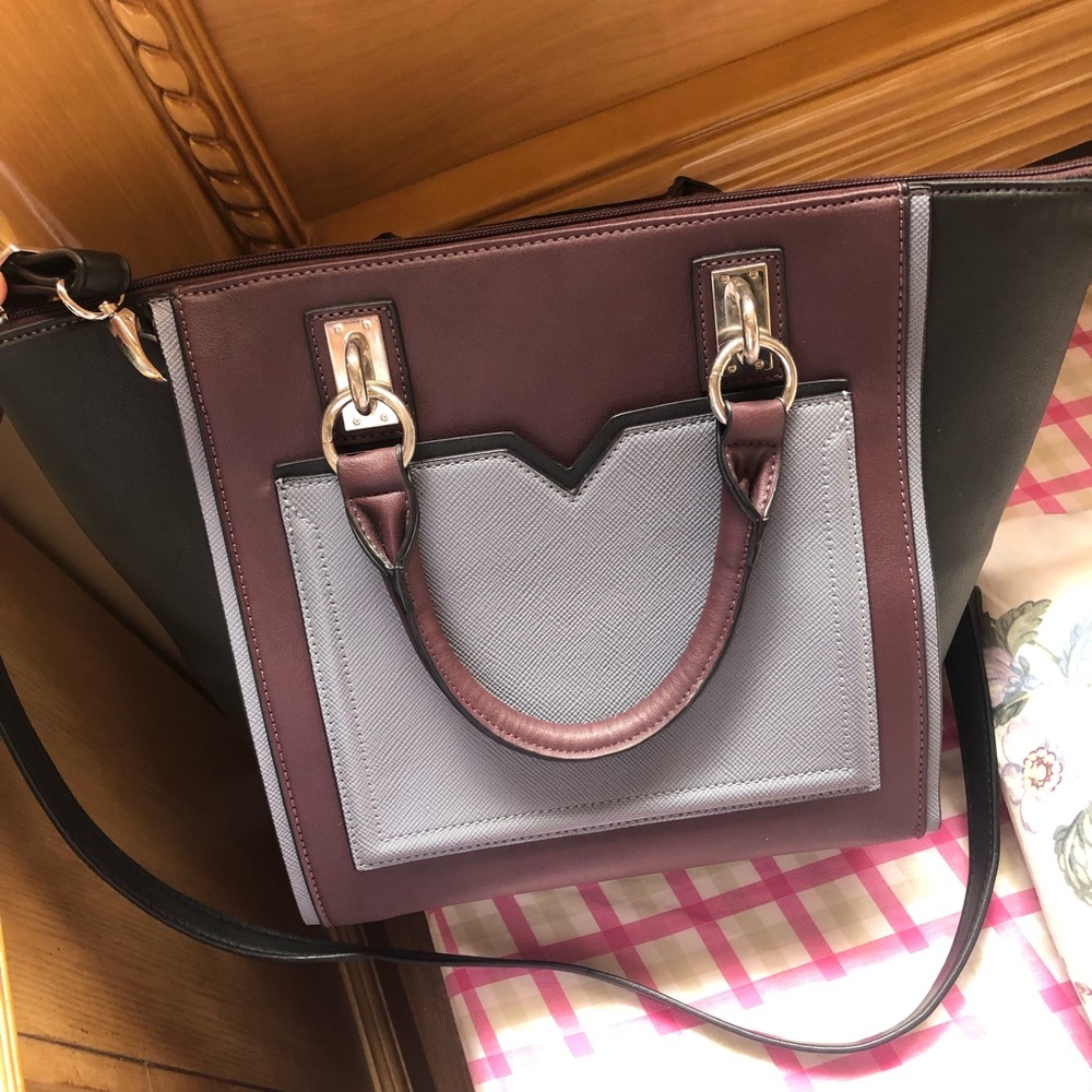 Wine / Black Large Danielle Nicole Bag - image 3